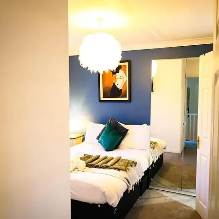 Bailey's Place 5 Bedroom House By Altoluxoexperience Short Lets & Serviced With Free Parking & Wifi Σπίτι διακοπών